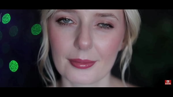 asmr kisses by blondie babe