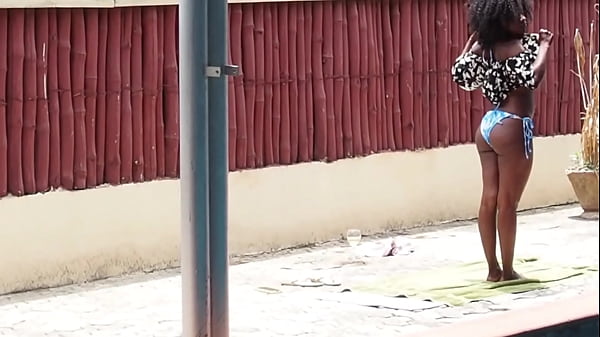 Horny Flower get pool cleaner to clean her pussy before fucking her and his cum all over her pussy