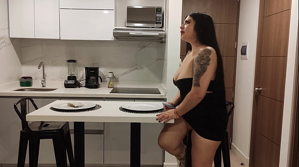 Le pago a mi repartidor con sexo
